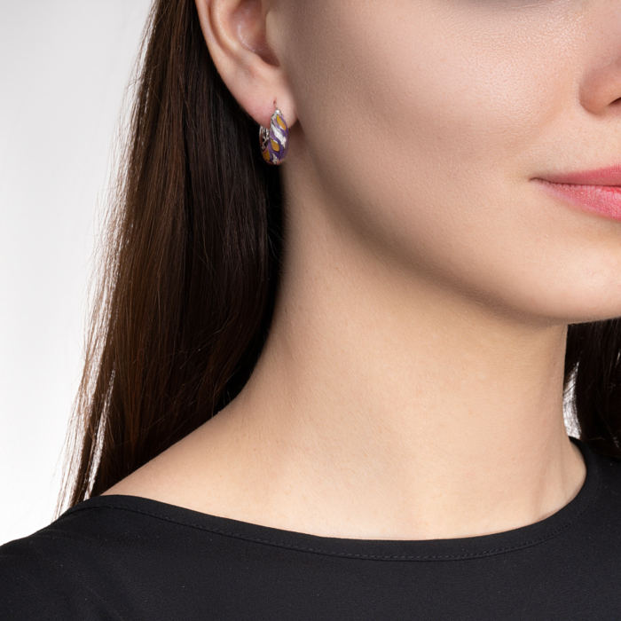 Срібні сережки з емаллю та фіанітами. Артикул 12039EA2-E/12/3468