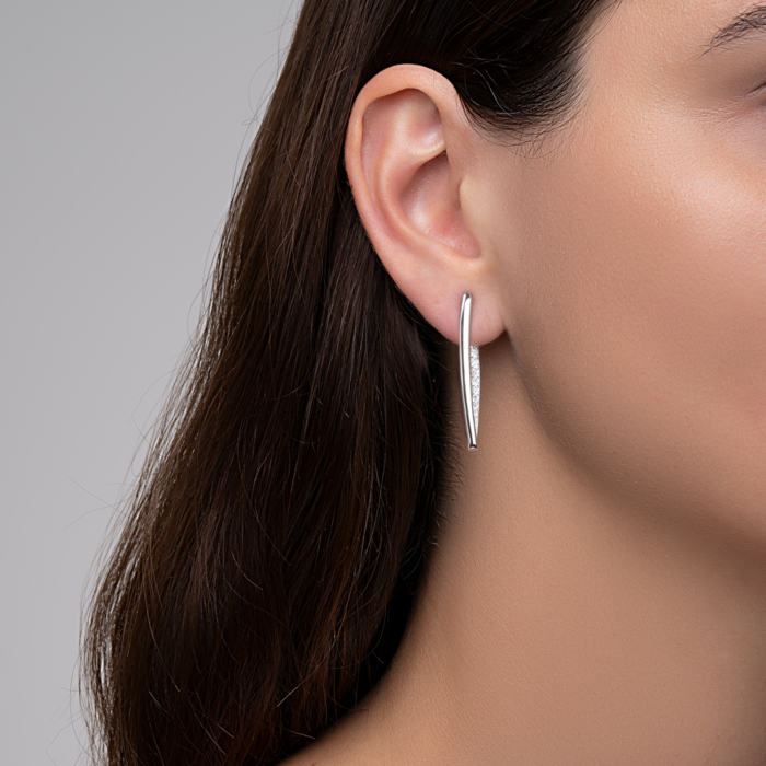 Серебряные серьги с фианитами. Артикул 40674/12/1/200