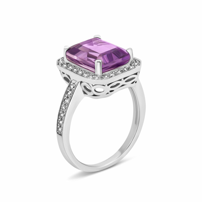 Срібна каблучка з аметистом і фіанітами. Артикул UG5SR18086 к ам