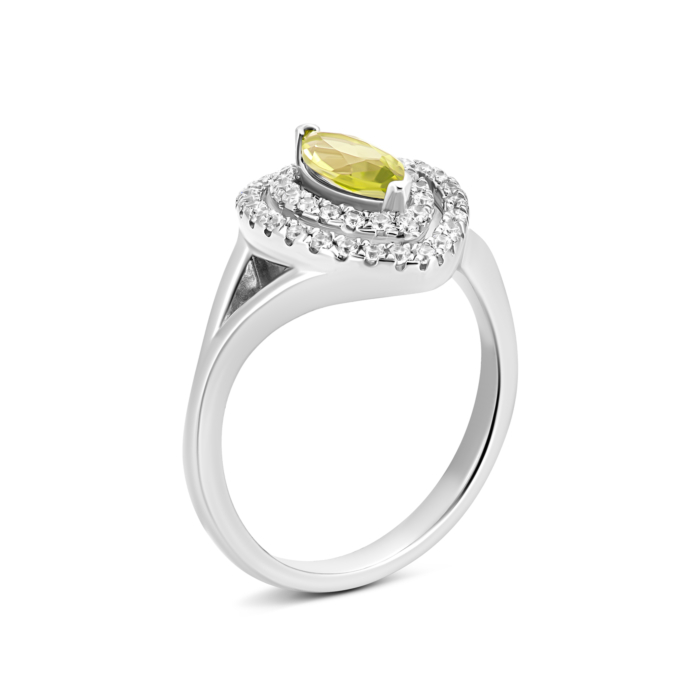 Серебряное кольцо с перидотом и фианитами. Артикул UG5SR18602 к перидот