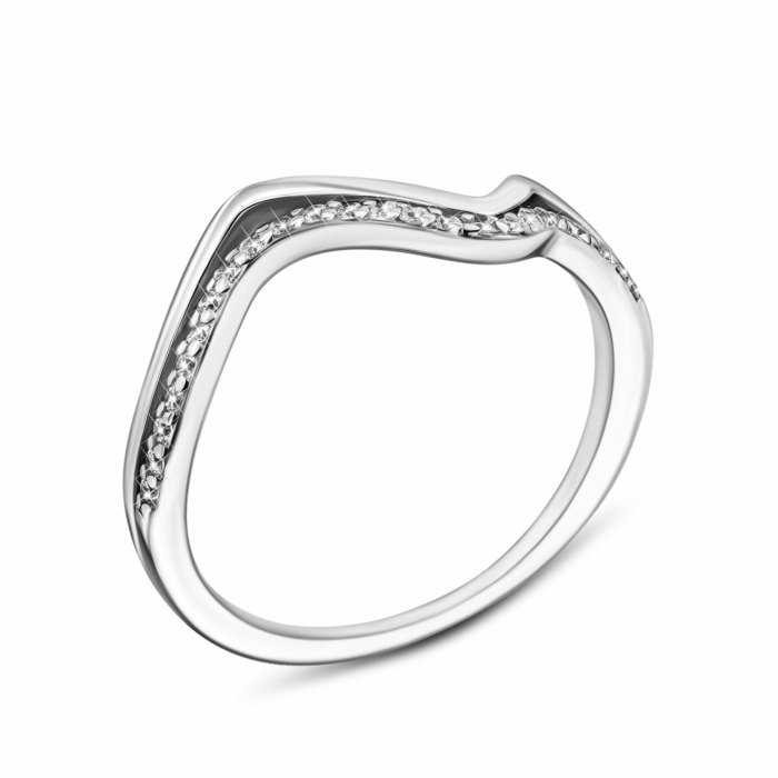 Серебряное кольцо с фианитами.Артикул UG5A02409