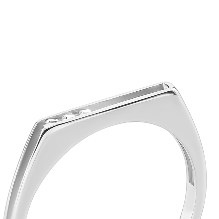 Срібна каблучка з фіанітами.Артикул UG5SZDR15623