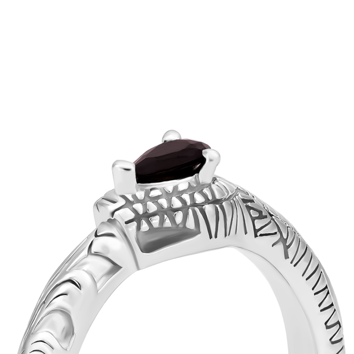 Серебряное кольцо с фианитом.Артикул UG5R37791