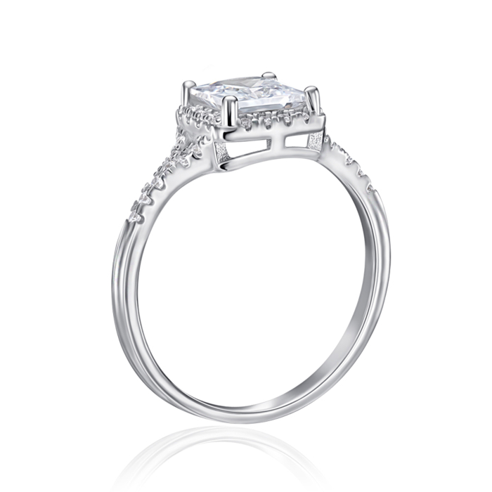 Серебряное кольцо с фианитами. Артикул SZDR00234-R/12/1