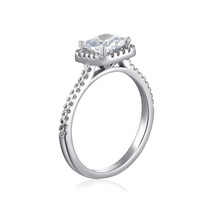 Серебряное кольцо с фианитами. Артикул SZDR00262-R/12/1