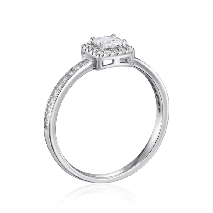 Серебряное кольцо с фианитами. Артикул SZDR00935-R/12/1