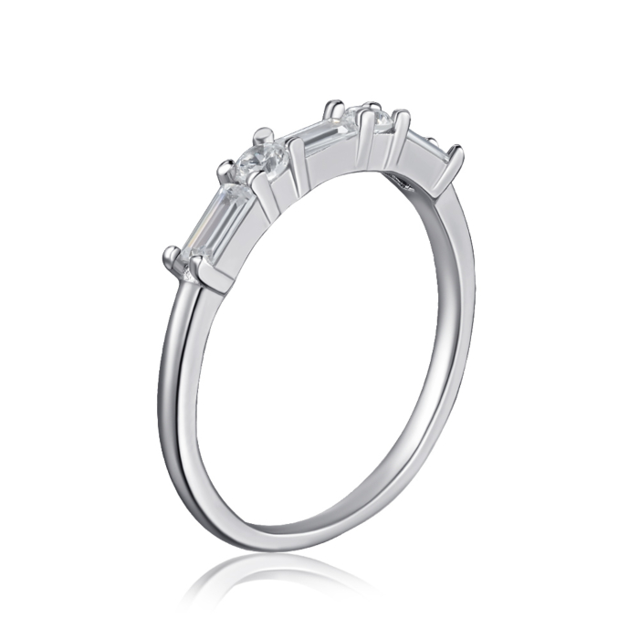 Срібна каблучка з фіанітами. Артикул SZDR15638-R/12/1