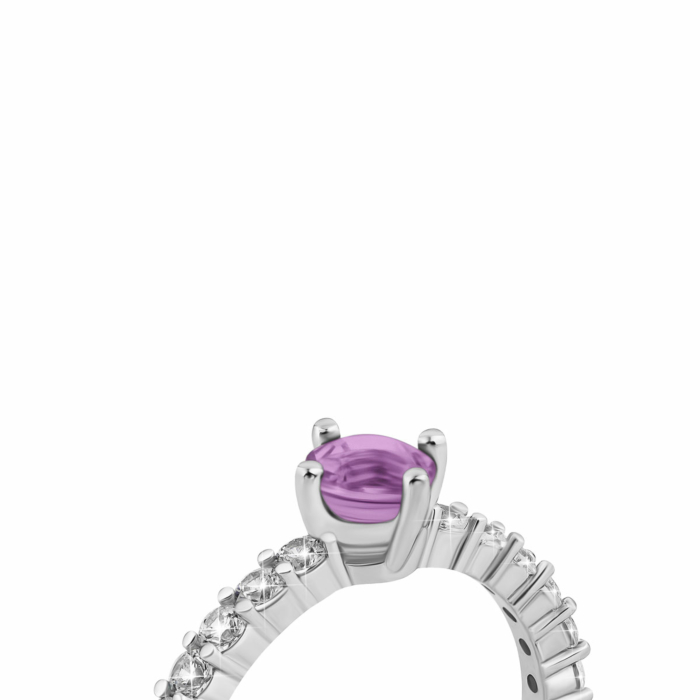 Серебряное кольцо с аметистом и фианитами. Артикул UG5SZDR32228