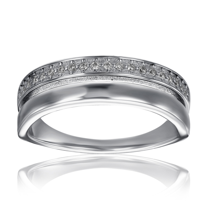 Серебряное кольцо с фианитами. Артикул TA04024-R/12/1