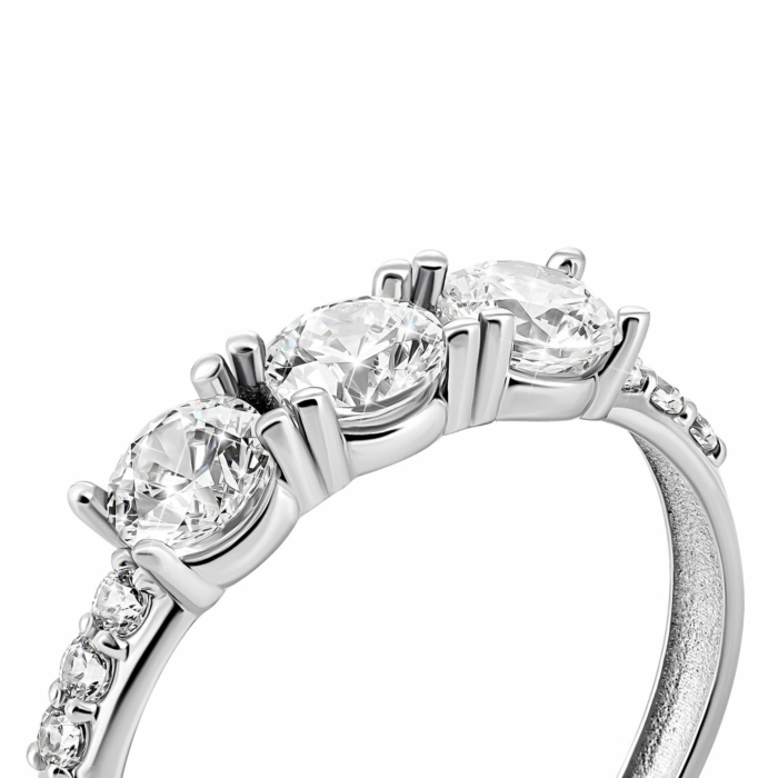 Золотое кольцо с фианитами Royal Zirconia.Артикул UG5КД4287/1 Royal