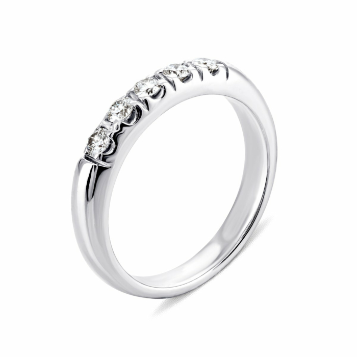 Золота каблучка з діамантами. Артикул UG5105026/1