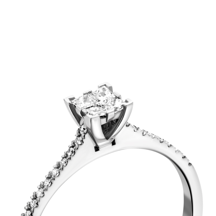 Золотое кольцо с бриллиантами.Артикул UG51111511002