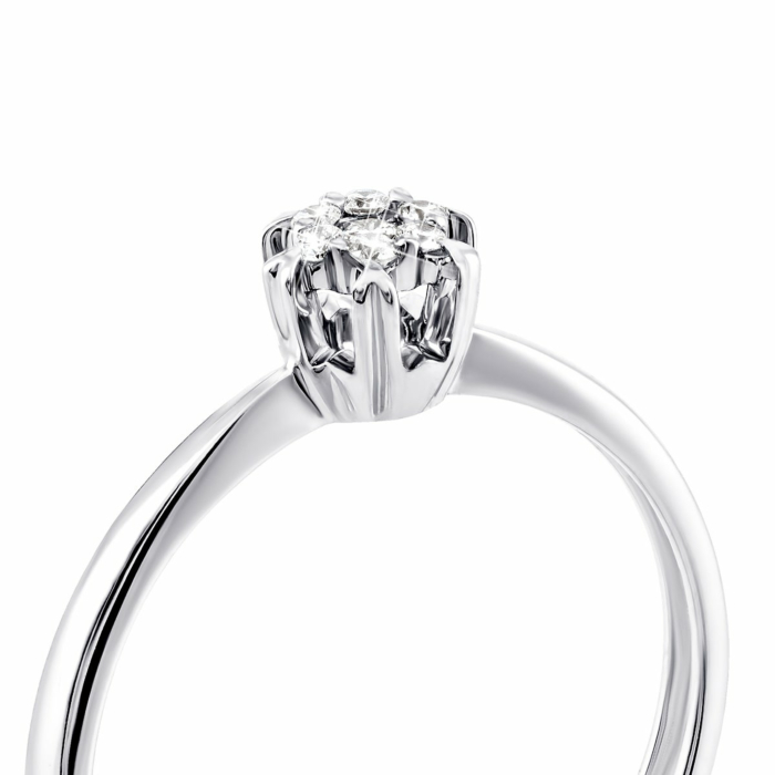 Золота каблучка з діамантами. Артикул UG5880173-бел