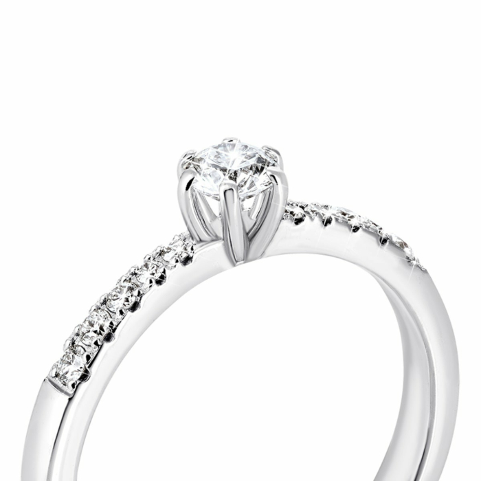 Золотое кольцо с бриллиантами. Артикул UG590005/1/5.0