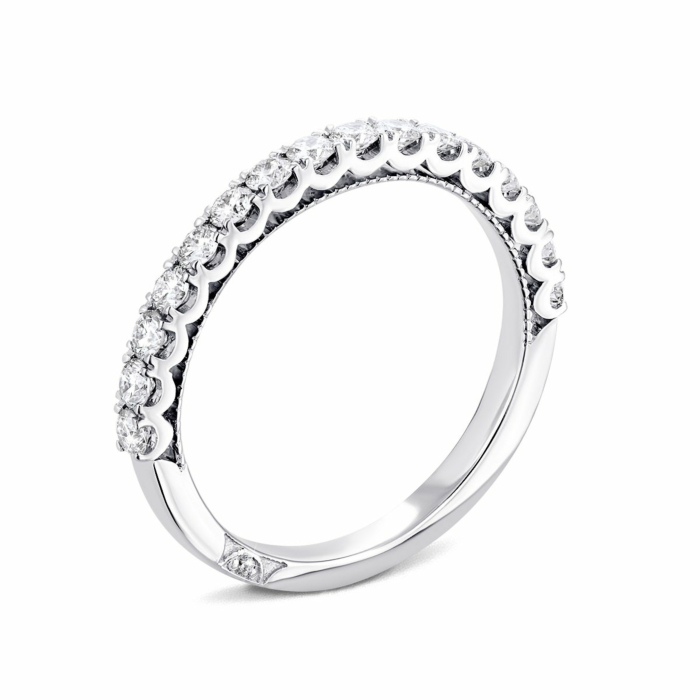 Золотое кольцо с бриллиантами. Артикул UG5К100035/1