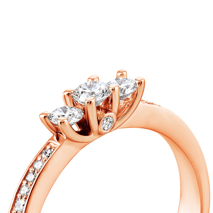 Золотое кольцо с бриллиантами. Артикул UG5КДz7429