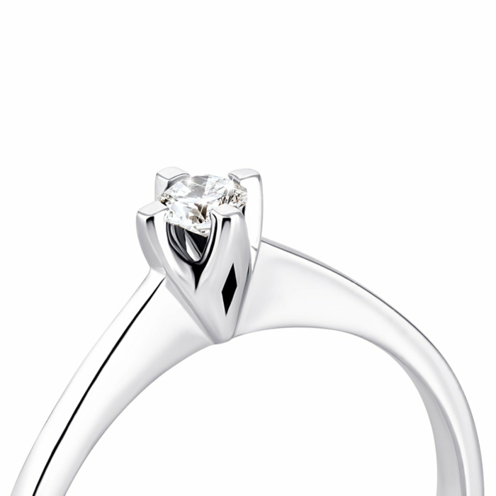 Золота каблучка з діамантом. Артикул UG5КДz 7527/1