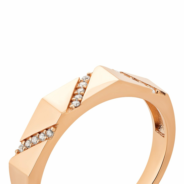 Золота каблучка з фіанітами. Артикул UG51/101/053