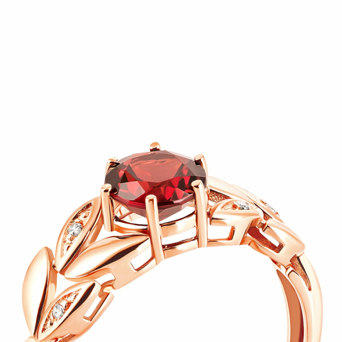 Золотое кольцо с гранатом и фианитами. Артикул UG5к659пр