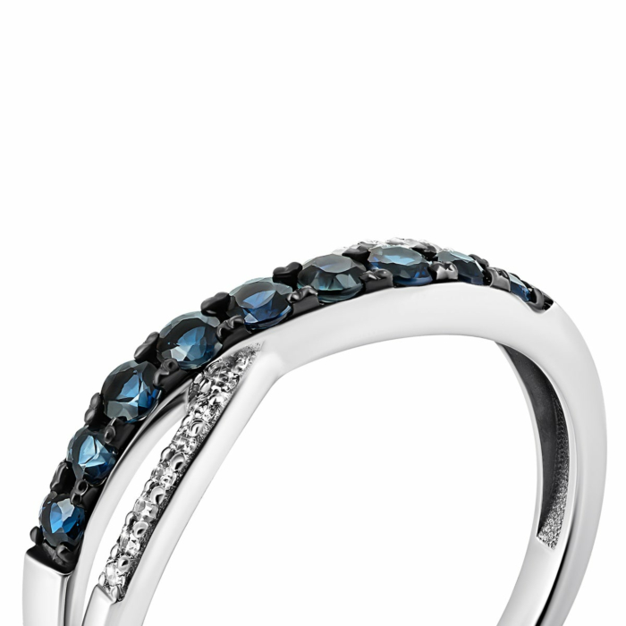 Золотое кольцо с сапфирами и бриллиантами. Артикул UG553589/02/1/10355