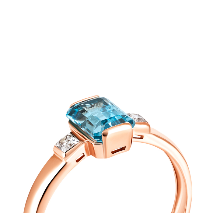 Золотое кольцо с топазом swiss и фианитами. Артикул UG5к656тс