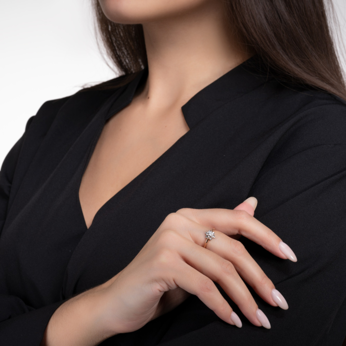 Золотое кольцо с бриллиантом. Артикул 53625/14/1/8011