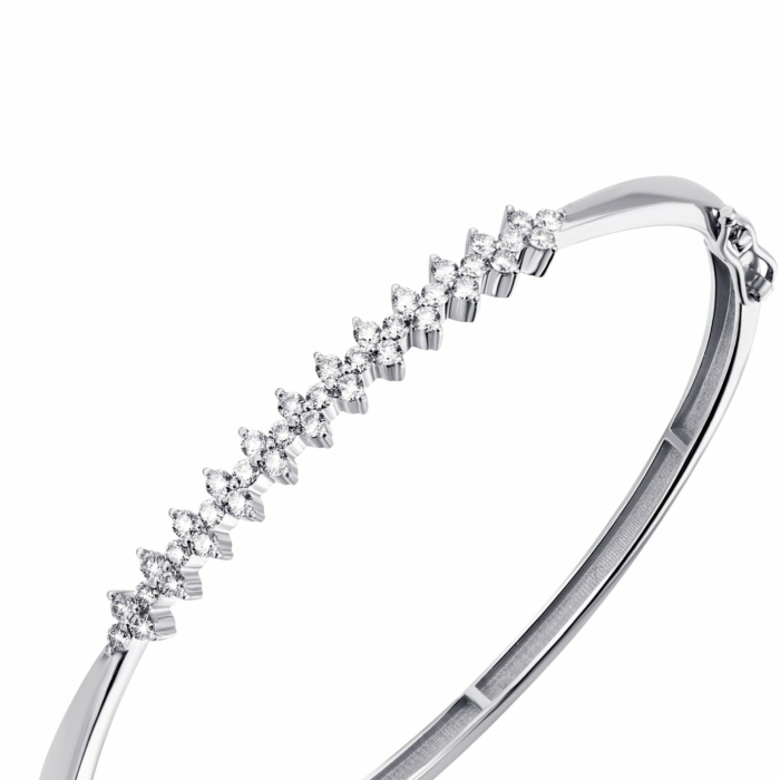 Золотой жесткий браслет с бриллиантами. Артикул UG5560097/02/1/8063