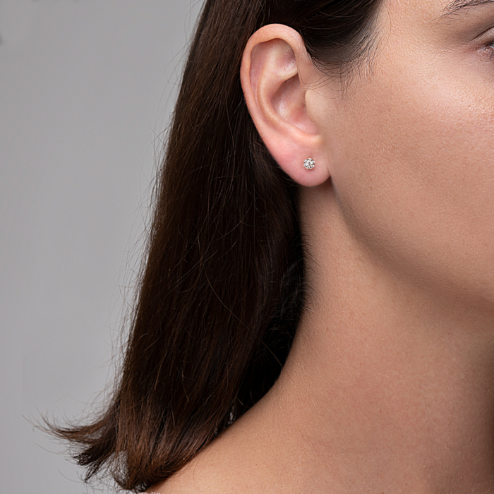 Золоті сережки-пусети з діамантами. Артикул 520016/01/0/8247