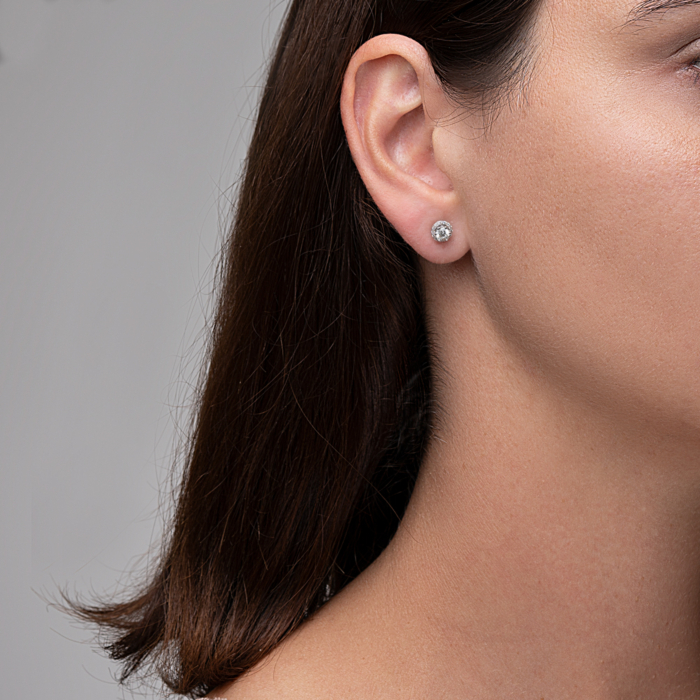 Золотые серьги-пуссеты с бриллиантом. Артикул 807040/02/1/9518