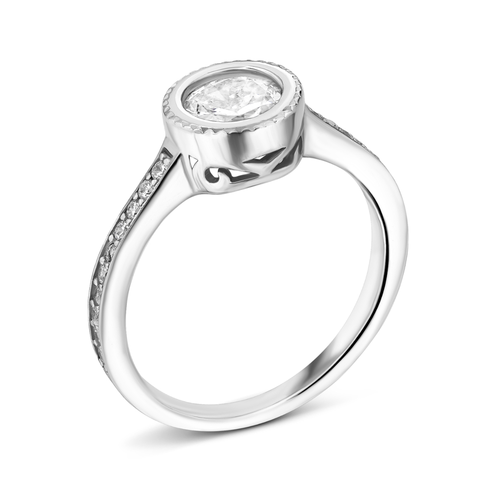 Серебряное кольцо с фианитами.Артикул UG5SZDR18891