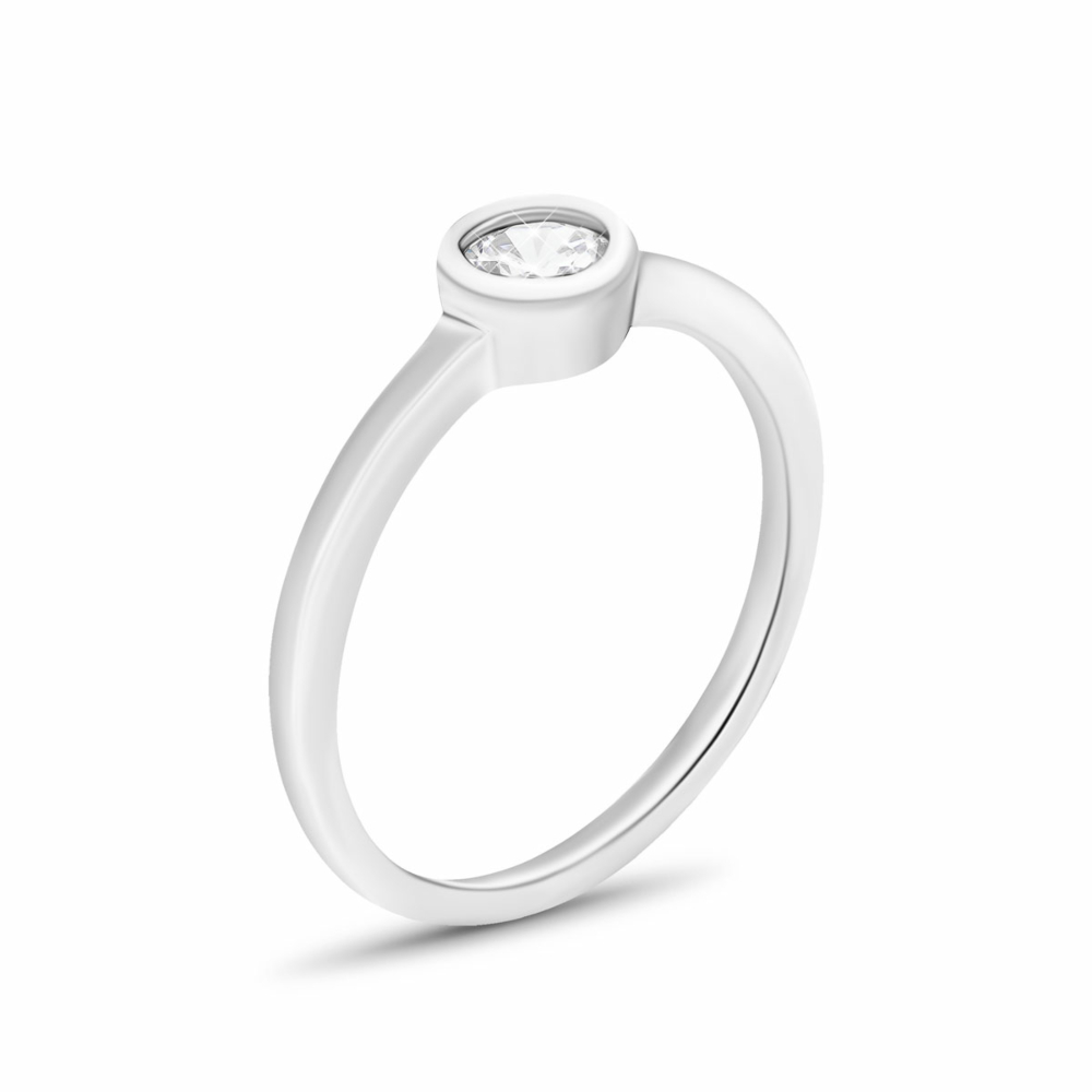 Серебряное кольцо с фианитом.Артикул UG5A01180