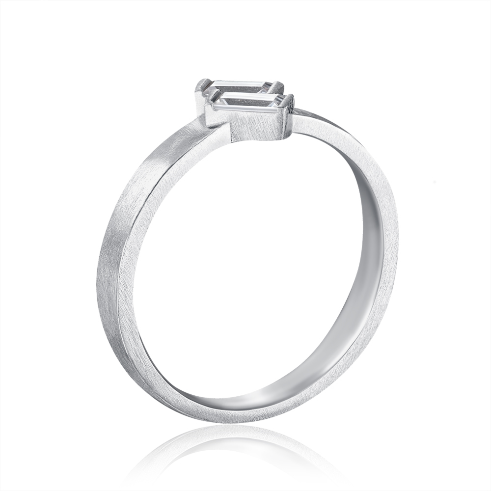 Серебряное кольцо с фианитами. Артикул SZDR03061-R/12/1