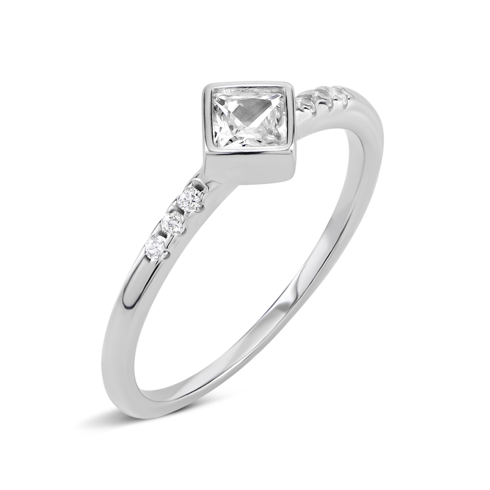 Серебряное кольцо с фианитами. Артикул UG5SZDR36504